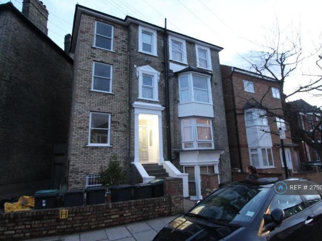 Flat for rent in Greater London