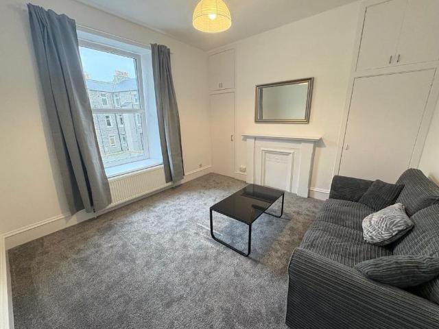Apartment for rent in Ballindoch, Scotland