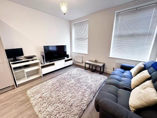 Apartment for rent in Blossomfield, Solihull