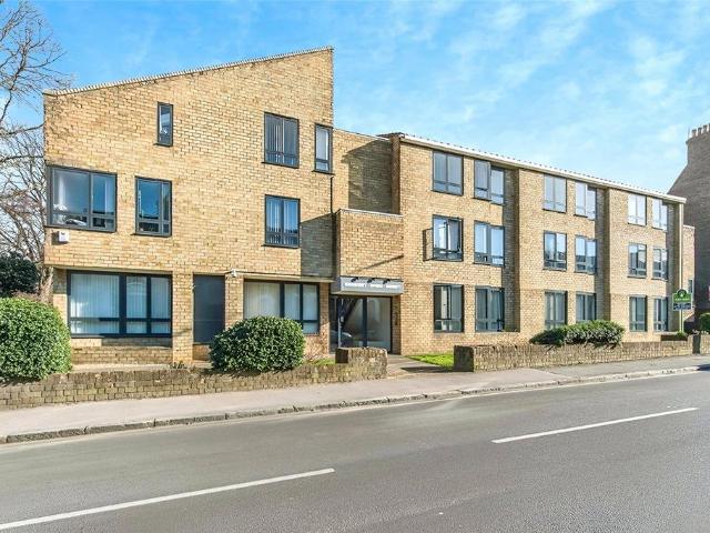 Flat for rent in Preston, Oad Street