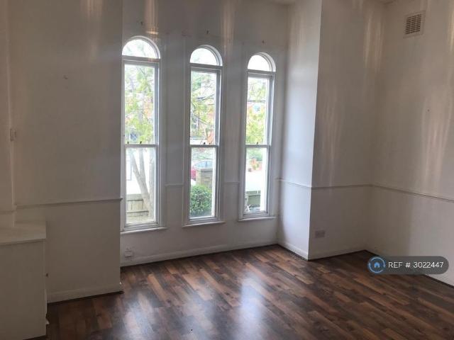 Apartment for rent in West Norwood, Greater London