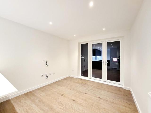 Apartment for rent in Watford Heath, North Watford