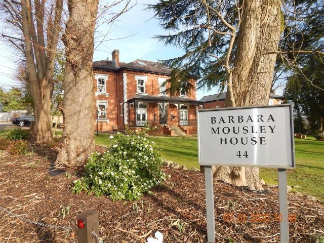 Flat for rent in Batchley, Redditch