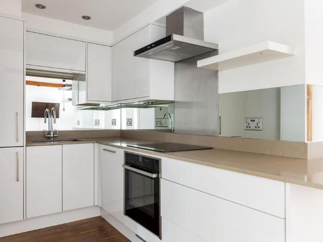 Apartment for rent in The Close, Hampshire