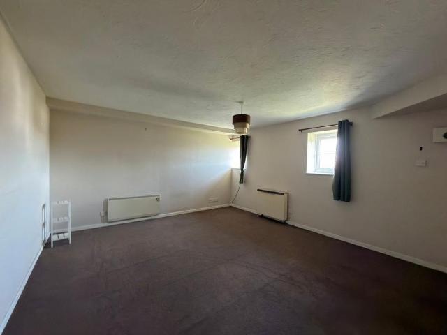Apartment for rent in Brookville, Norfolk
