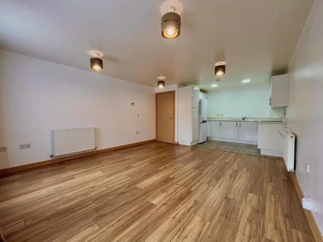 Apartment for rent in Well Hall, Greater London