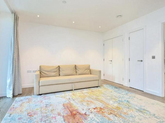 Apartment for rent in London Borough of Camden, Greater London