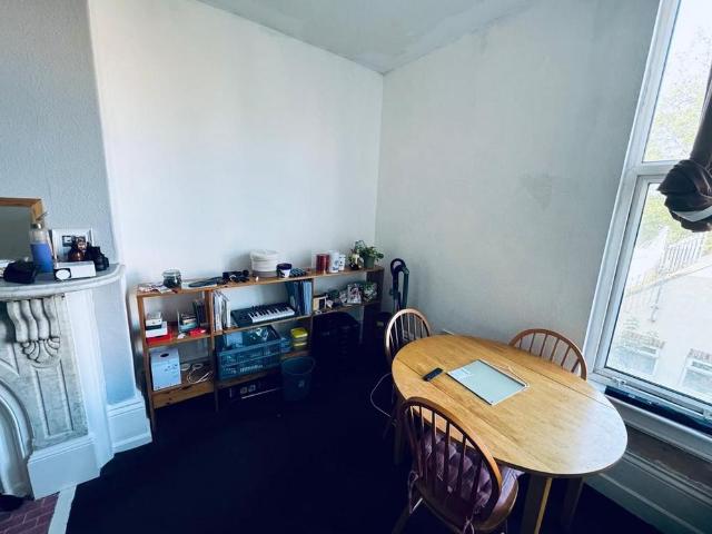Apartment for rent in Camp Field, Leeds