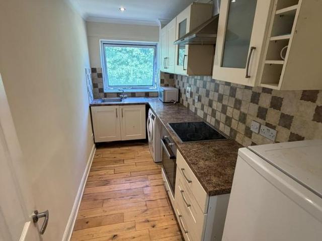 Apartment for rent in The Image, Pouchen End
