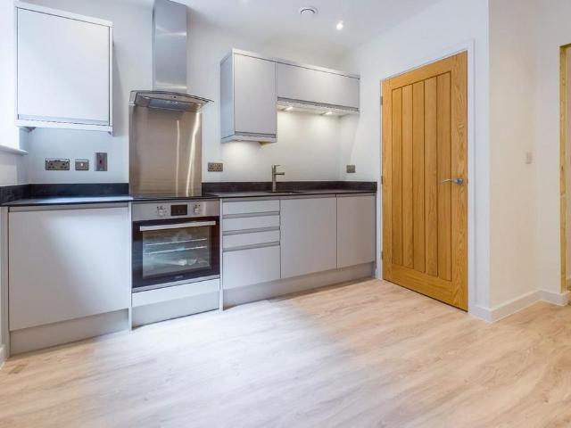 Apartment for rent in Below Bar, Southampton