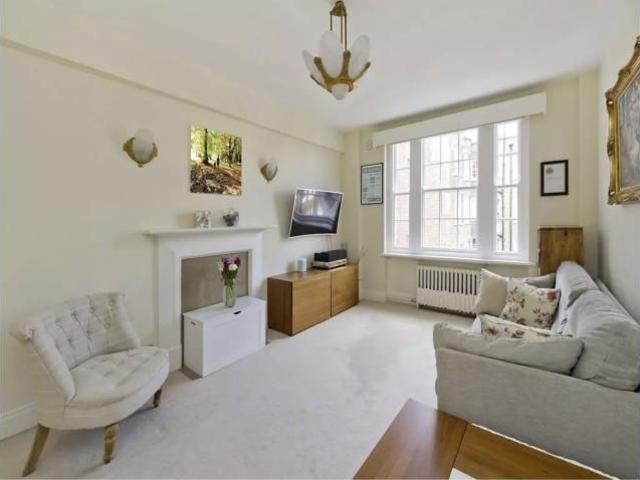 Apartment for rent in Royal Borough of Kensington and Chelsea, Greater London