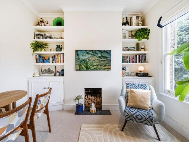 Apartment for rent in Clapham Junction, Greater London