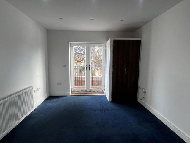 Apartment for rent in Slough