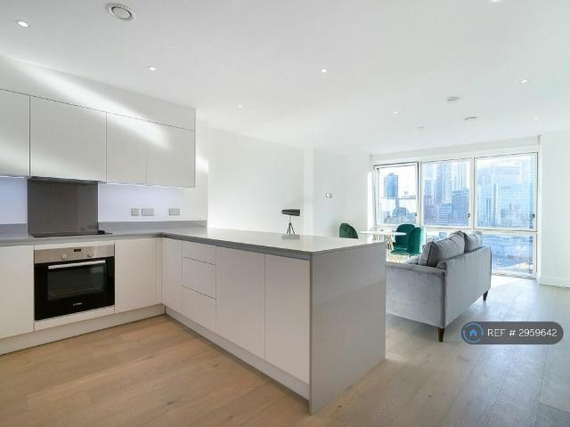 Flat for rent in Blackwall, Greater London