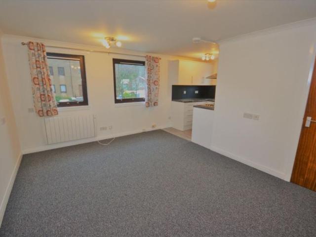 Apartment for rent in Leslie Parks, Caskieberran