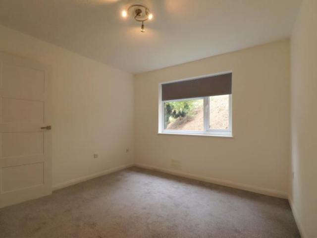 Apartment for rent in Shortlands, Greater London