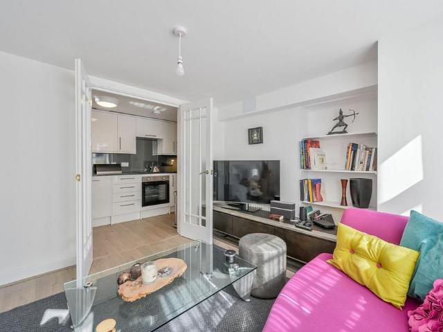 Apartment for rent in London Borough of Hammersmith and Fulham, Greater London