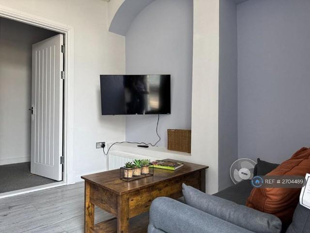 Apartment for rent in Mount Pleasant, Nangreaves