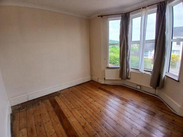 Apartment for rent in Red Hill, Surrey