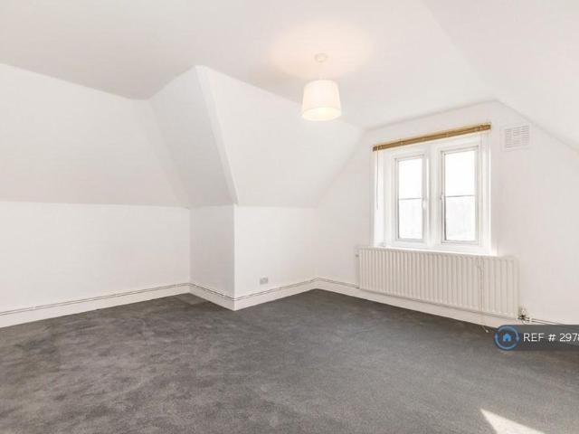 Apartment for rent in Streatham Hill, Greater London