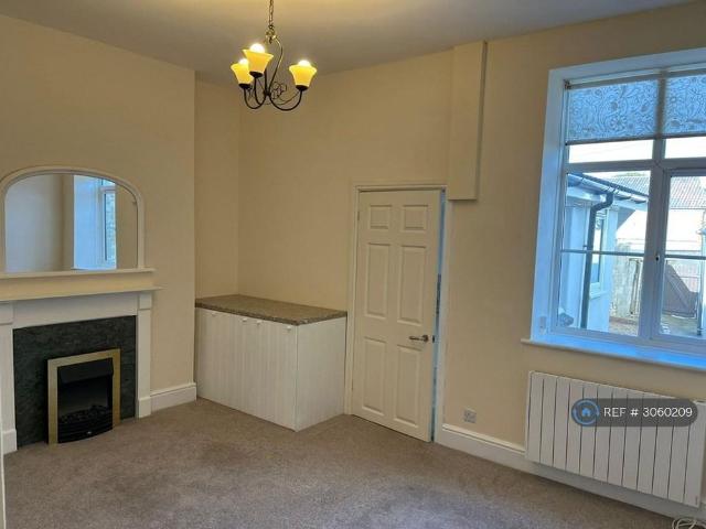 Apartment for rent in Woodmancote, Stroud
