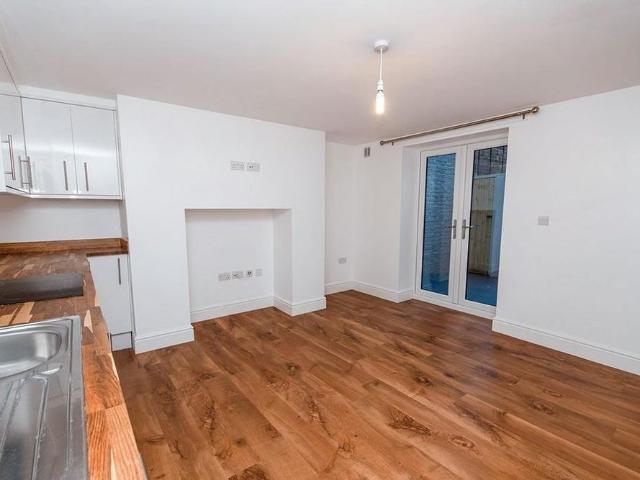 Apartment for rent in Lower Walmer, Dover