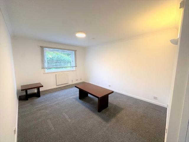 Apartment for rent in Whitfield, Scotland