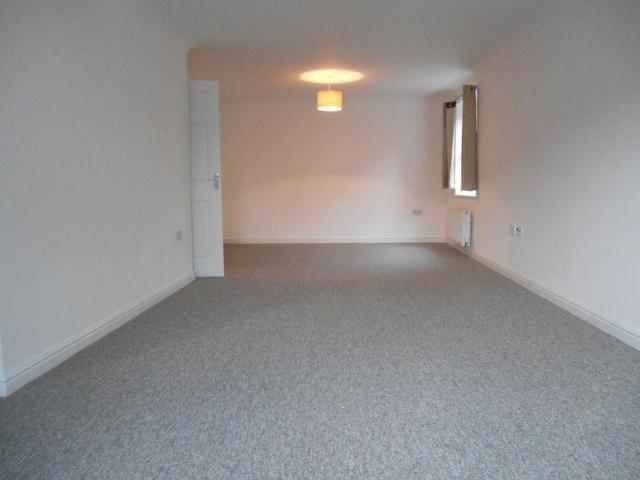 Apartment for rent in Watford Heath, North Watford