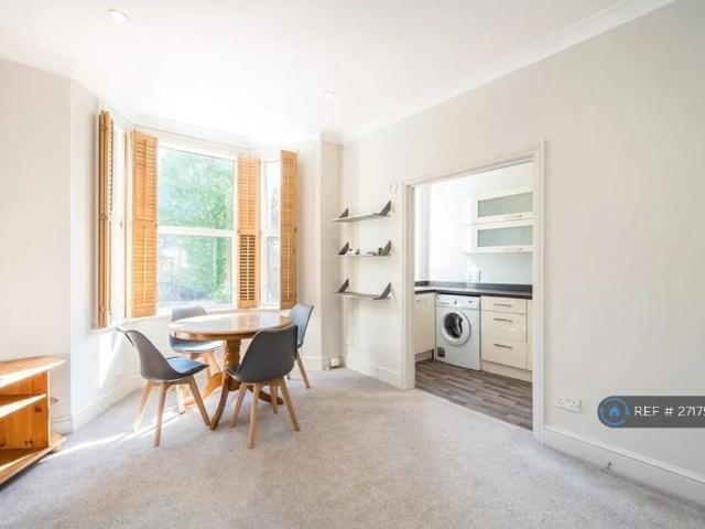 Flat for rent in Clapham, Greater London