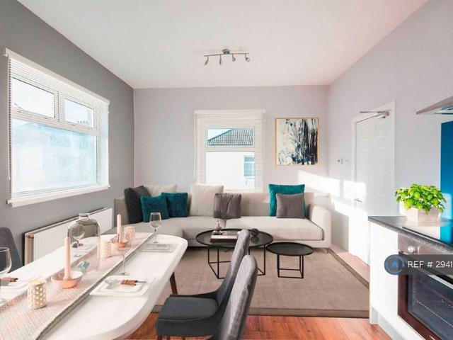Apartment for rent in Wales