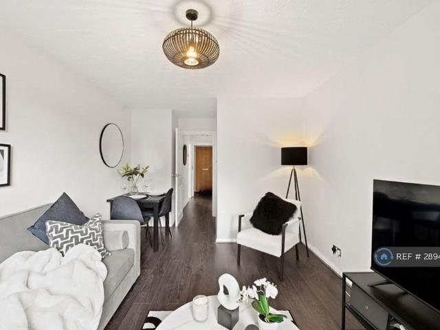 Apartment for rent in South Woodford, Greater London