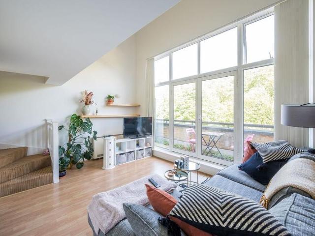 Apartment for rent in Old Ford, Bow