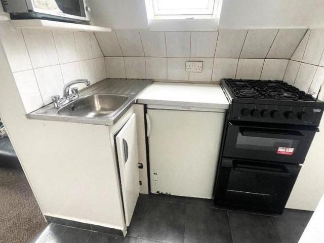 Apartment for rent in Stanmore Broadway, Greater London