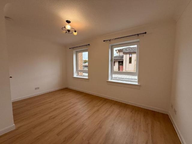 Apartment for rent in Orbiston, Bellshill