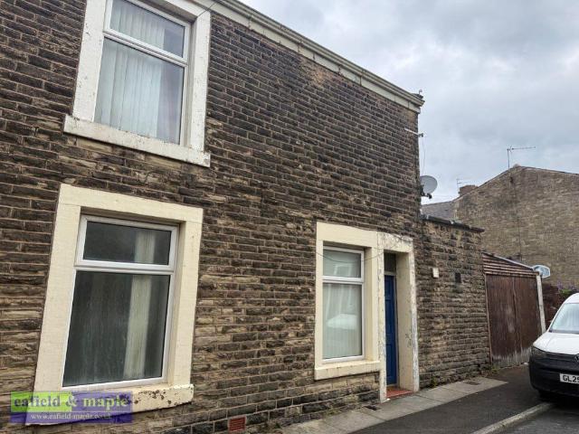 Flat for rent in Woodnook, Backburn