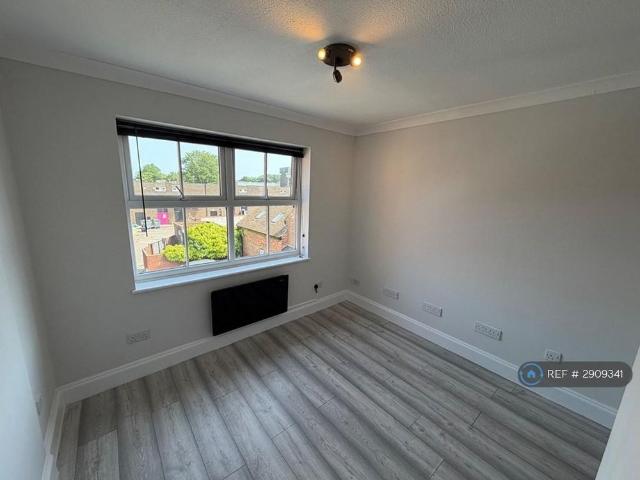 Apartment for rent in Chipping Hill, Essex
