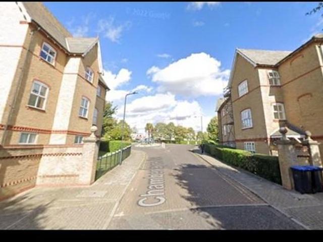Apartment for rent in Preston, Greater London