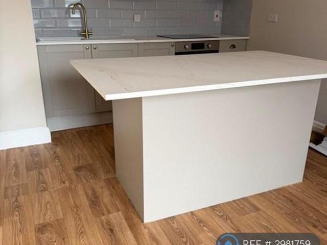 Flat for rent in Southport, Sefton