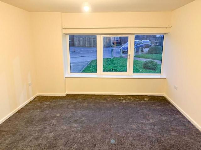 Apartment for rent in Burnedge, Greater Manchester