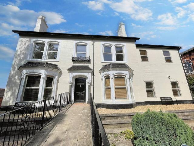 Flat for rent in Wheatley, South Yorkshire