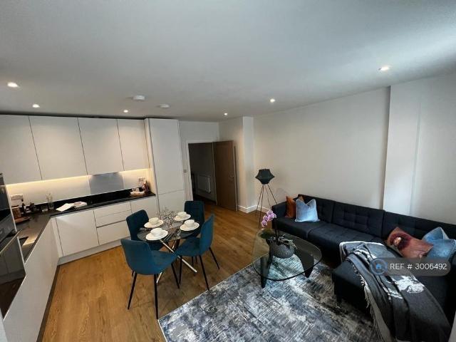 Apartment for rent in London Borough of Croydon, Greater London