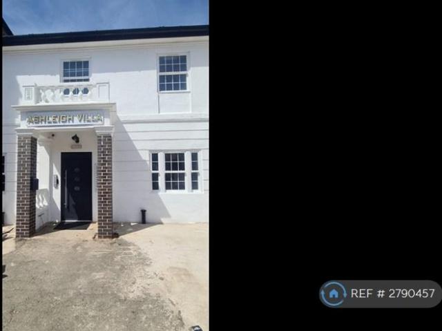 Flat for rent in Batchley, Redditch