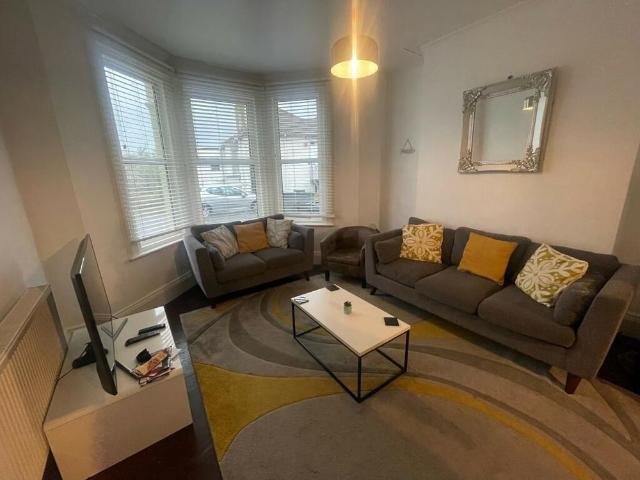 Apartment for rent in Westbrook, Acol