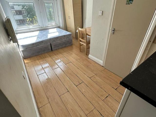 Flat for rent in Stamford Hill, Isle Of Man