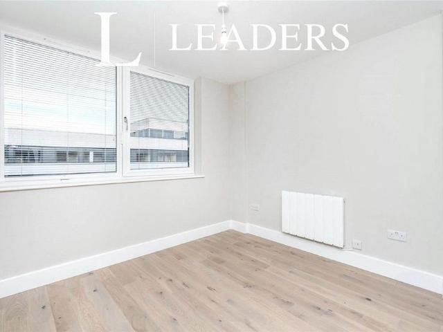 Apartment for rent in Shirley Park, City Of Southampton