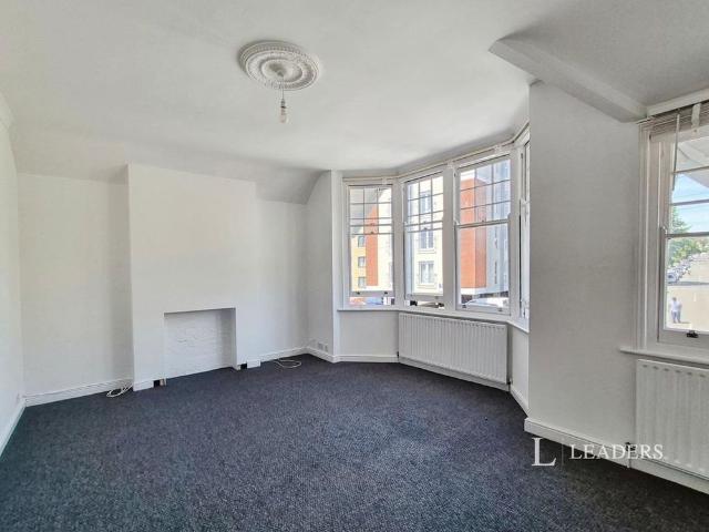 Apartment for rent in Upperton, Eastbourne
