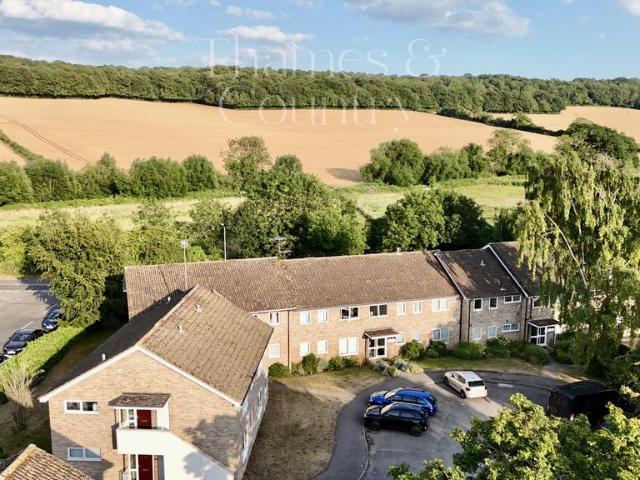 Flat for rent in Wooburn, Berghers Hill