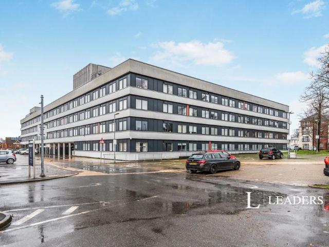 Apartment for rent in Shirley Park, City Of Southampton