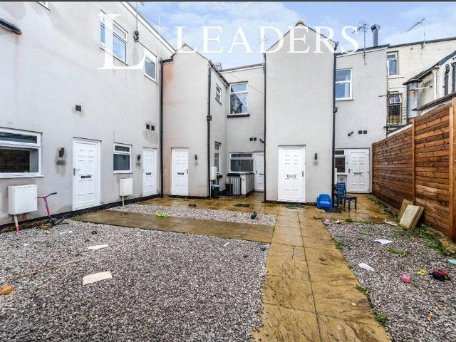 Flat for rent in Scholes, Wigan