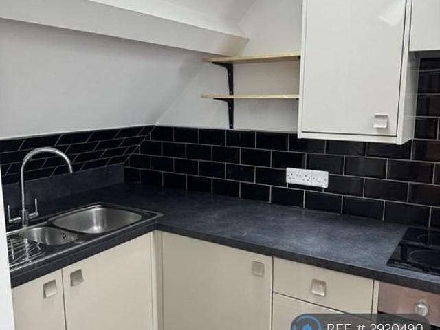 Apartment for rent in Heeley Bottom, Meersbrook